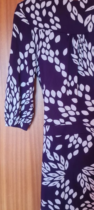 Vestido cruzado estampado.H&M. T38