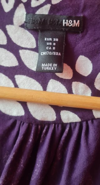 Vestido cruzado estampado.H&M. T38