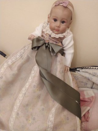 Volcada niña fallera 4-6 meses