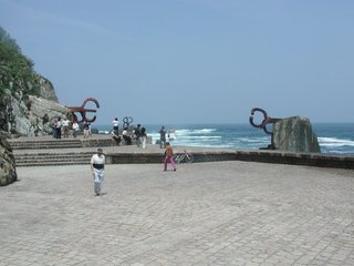TRÍPTICO PEINE DEL VIENTO CHILLIDA 45x32
