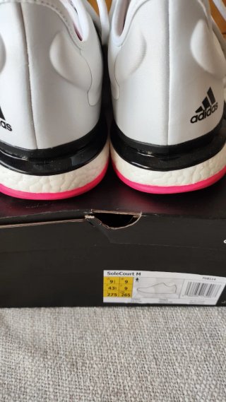 Zapatillas Adidas Sole Court M - Blancas y Rosas
