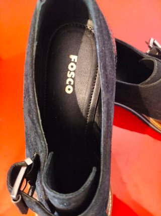 Zapatos negros de ante y charol