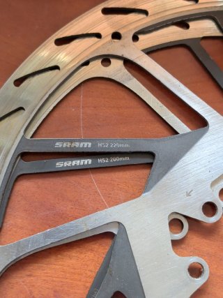 Frenos SRAM Code RSC + Discos HS2