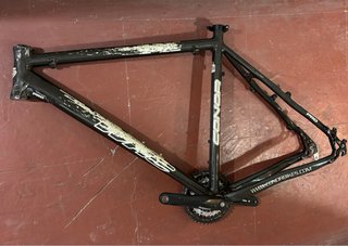 Cuadro mtb carbono Conor WRC Pro + bielas