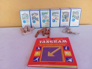 Juegos de mesa y puzzles manuales