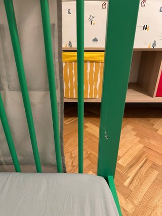 Cuna bebé verde