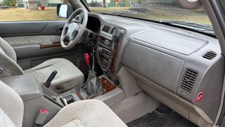 Nissan Gr 2003