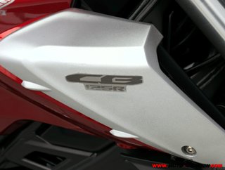 HONDA CB 125 R -APTA B Y A1-