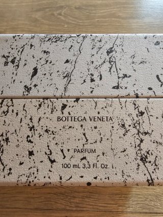 Caja Bottega Veneta Original