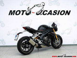 TRIUMPH SPEED TRIPLE 1200 RS