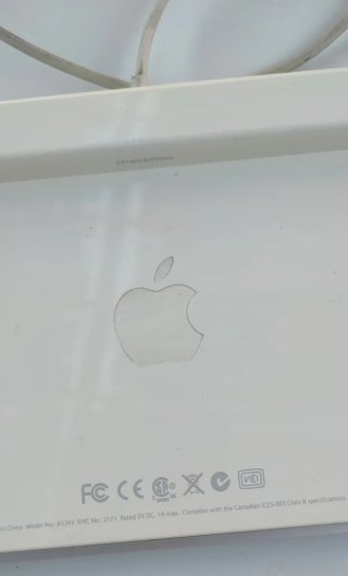 Teclado Apple A1243 Plata y Blanco