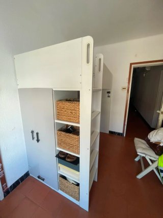 Cama alta IKEA STUVA completa + escritorio+armario