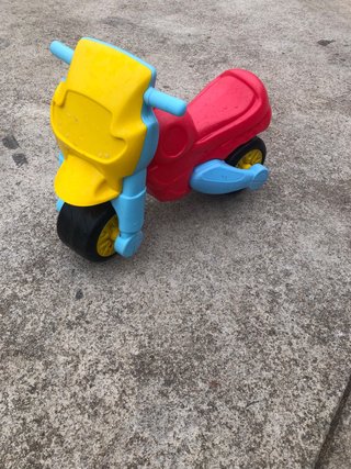 Moto de juguete para niños