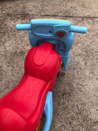 Moto de juguete para niños