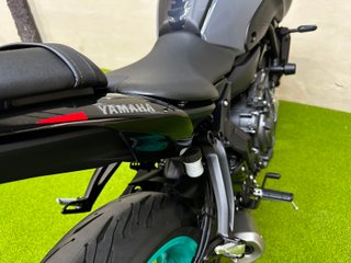 Yamaha MT-07 Negra/Gris