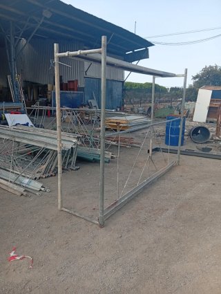 Andamios metálicos para construcción A D E V A