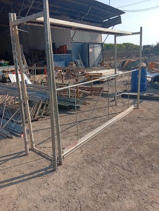 Andamios metálicos para construcción A D E V A