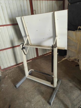 Tavolo da disegno inclinabile