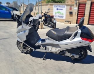 Piaggio 120278 caballete x8 200