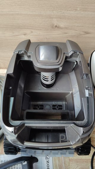 Robot limpiafondos automático Piscina hasta 9x4m