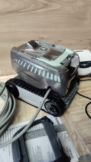 Robot limpiafondos automático Piscina hasta 9x4m