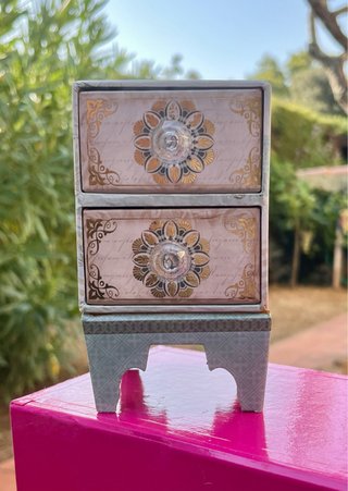 Cajita joyero decorada mariposa
