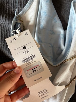 Top Bad Gyal Bershka Azul