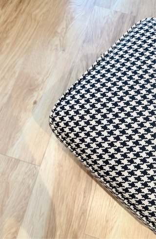 Sillón Orejero con Reposapiés Vichy