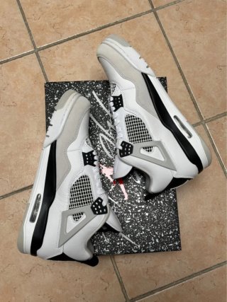 Jordan 4 Retro Blanco Negro Talla 44