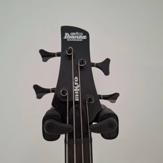 Bajo Ibanez Mikro color Nogal con amplificador 40w