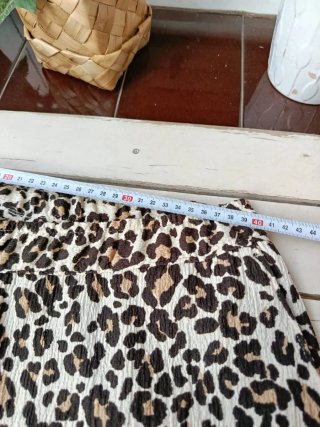 Pantalón estampado animal print