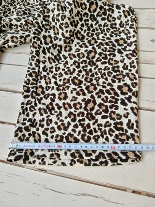 Pantalón estampado animal print