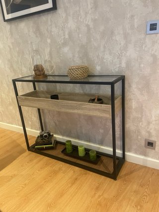 Mueble auxiliar entrada  madera industrial clara,
