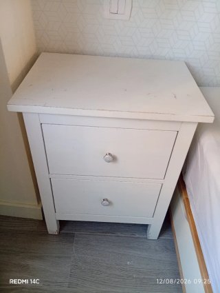 Mesitas de noche HEMNES Ikea blanca