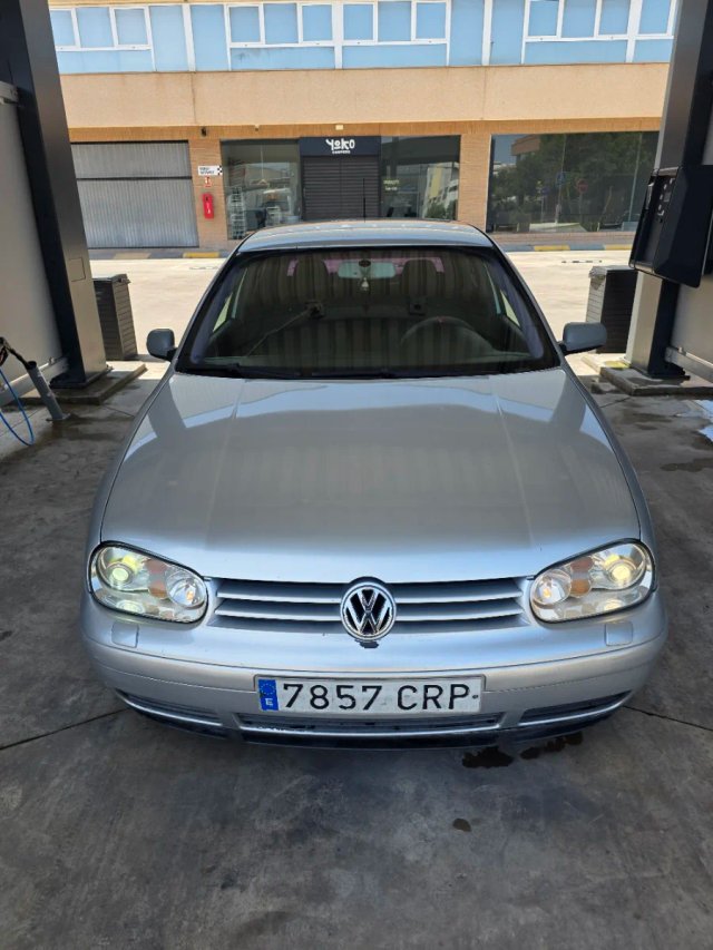 Volkswagen Golf 150cv Especial Edition