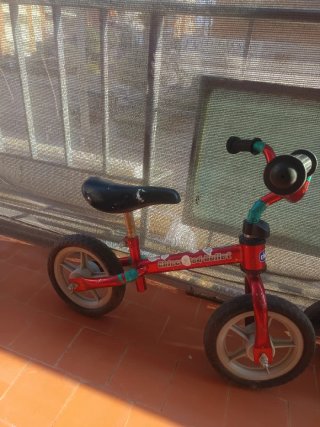 Bicicleta de equilibrio Chicco Red Bullet