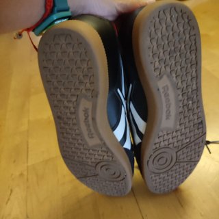 Zapatillas fútbol sala Reebok. 27cm