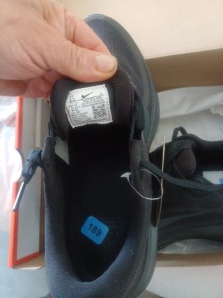Zapatillas Nike Vomero 18 GTX Negras