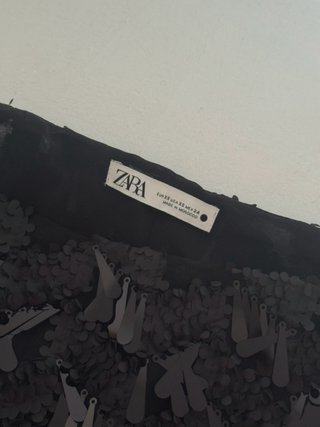 Falda Zara lentejuelas negra