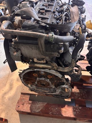 Motor Nissan Cabstar YD25