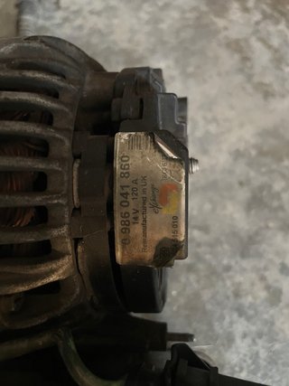 Alternador Golf 4 14V 120A