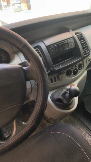 Renault trafic  2003