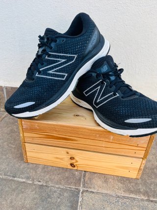 New Balance Solvi V3 en buen estado