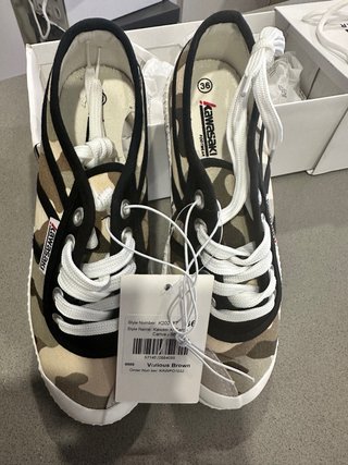Zapatillas Kawasaki Camuflaje Talla 36 Nuevas