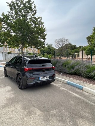 CUPRA Born 2023