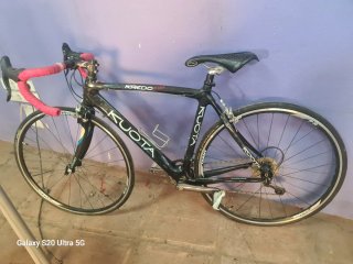 BICICLETA KUOTA CARRETERA CARBONO