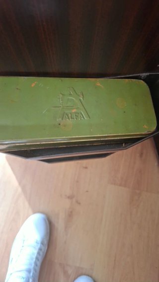 Máquina de coser Alfa