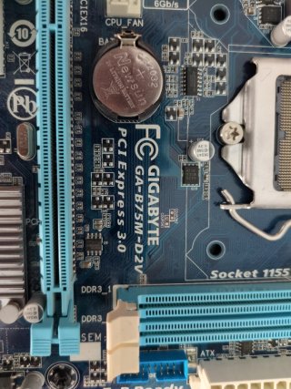 Placa Base Gigabyte GA-B75M-D2V LGA1155