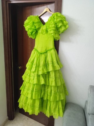 Traje de Flamenca verde volantes