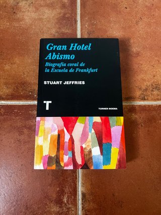 (4x2) Gran Hotel Abismo - Stuart Jeffries